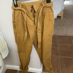 High waist Capris with bow tie